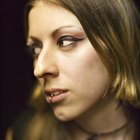 How To Put in a Nose-Ring Ball