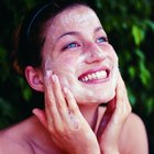 Homemade Anti-Aging Facial Scrub
