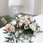 How to Make a Wedding Cascade Bouquet