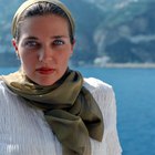 How to Remove a Crease in a Silk Scarf