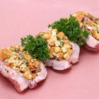 How to Cook Stuffed Pork Chops From a Grocery Store