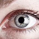 Can Castor Oil Help My Eyelashes Grow?