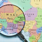 What Kind of Clothing Do People in Mali Wear?