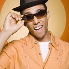 How to Clean Sweat Stains From a Fedora