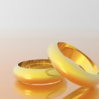 ¿Por qué un anillo estaría hecho de una aleación en lugar de oro puro?