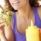 The Nutrition in a Grilled Chicken Wrap on a Spinach Tortilla
