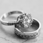 How to Recognize Platinum Rings