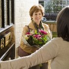 Proper Etiquette for Stopping by a Friend's House