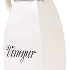 What are the Remedies for Dry Scalp Using Vinegar?