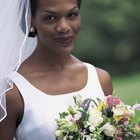 How to Attach a Wedding Veil to the Headband