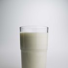 Skim Milk Vs. Raw Milk