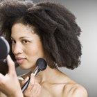How to Apply Makeup for Large Pores