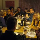 How to Plan a Menu on a Budget for 20 People