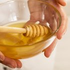 How to Make the Wax for a Paraffin Spa