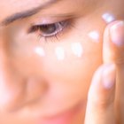 How to Relieve Under Eye Puffiness