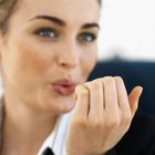 Tips on Keeping Shellac Nail Polish on Longer