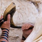 How to Celebrate Rosh Hashanah
