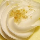 How to Use Powdered Milk for Cream Pie