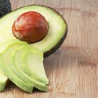 How Many Calories Are In a Chicken & Avocado Sandwich?