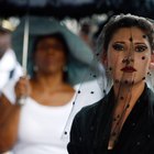 Do Women Still Wear Veils to Funerals?