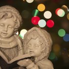 How to Organize a Christmas Caroling Party