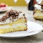 How to Bake a Cake in a Covered Gas Grill