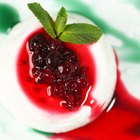 How to Cook Mini Cheesecakes in Ramekins