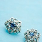 How to Clean Sterling Silver Jewelry With Gemstones