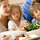 How Could You Organize a Dinner Meeting for a Big Family & Their Kids?