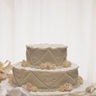 How to Hang a Wedding Backdrop