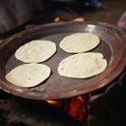 Cómo calentar tortillas de la forma adecuada