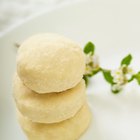 How Do I Curdle Soy Milk With Lemon Juice?