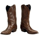 How to Use Mink Oil on Boot Leather