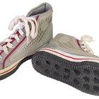 How to Dye Canvas Shoes With Rit Dye