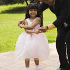 How to Include a Children's Meal on a Wedding Invite