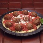 Does Cooking in Sauce Keep Meatballs Pink Inside?
