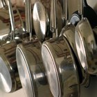 How to Cook With Stainless-Steel Frying Pans