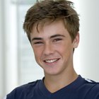 How to Make Your Hair Thick for Teen Guys