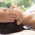 What Are the Manipulations for a Facial Massage?