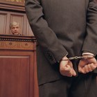 Cuál es la diferencia entre una sentencia suspendida y la libertad condicional