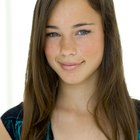 What to Wear for Modeling Headshots for a Teen