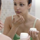How to Get Rid of Blackheads in Adults