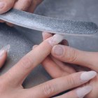 Which Is Better for the Natural Nail, Acrylic or Gel?