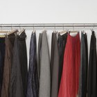 Cómo hacer una falda hasta los tobillos con pantalones viejos