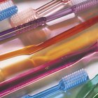 How to Kill Bacteria on Your Toothbrush