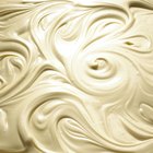 Can You Use Candy Melts to Stencil a Fondant Cake?