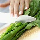 How to Mince Celery