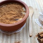 How to Make Healthy Rice Pudding With Brown Rice & Almond Milk