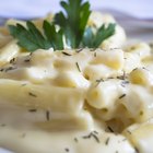 How to Make Mac & Cheese Using Alfredo Sauce