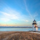 How to get to Nantucket Lightship/LV-112 in Boston by Subway or Bus?